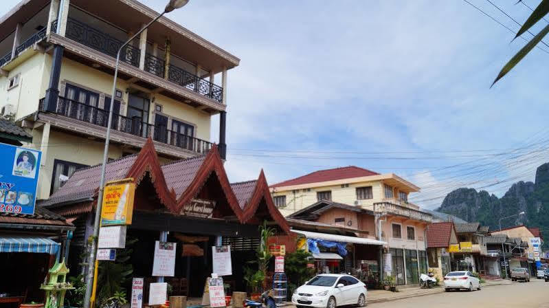 Soutjai Guesthouse & Restaurant วังเวียง ภายนอก รูปภาพ